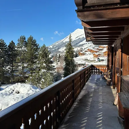 Familial Rose De Noël Chalet *