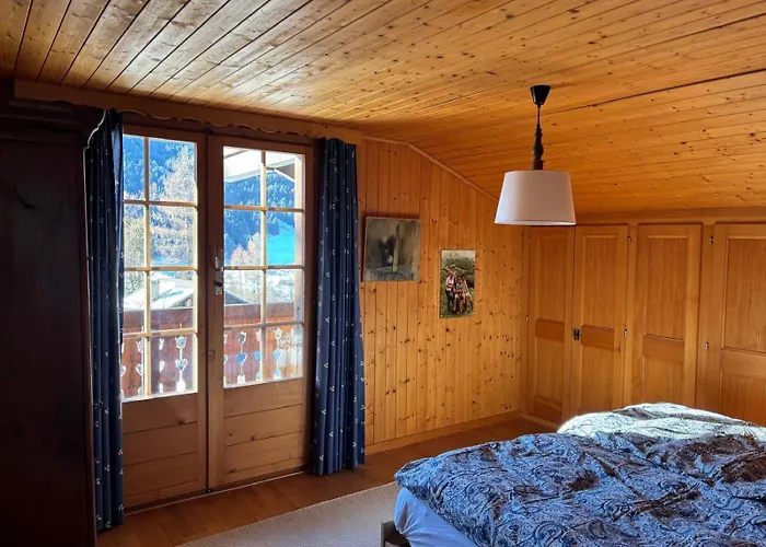 Familial Rose De Noel *