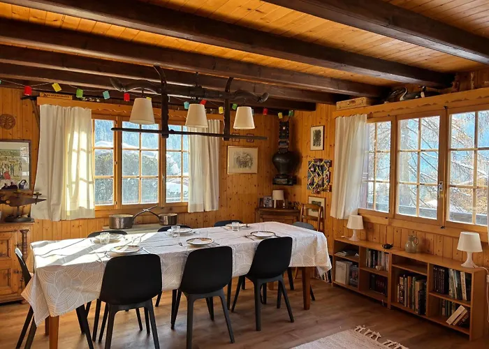 Alpstuga Familial Rose De Noel Les Diablerets